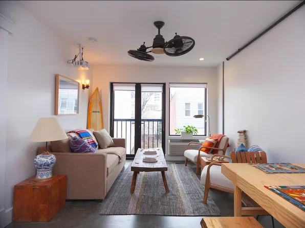 151 Wythe Ave #3R, Brooklyn, NY 11249