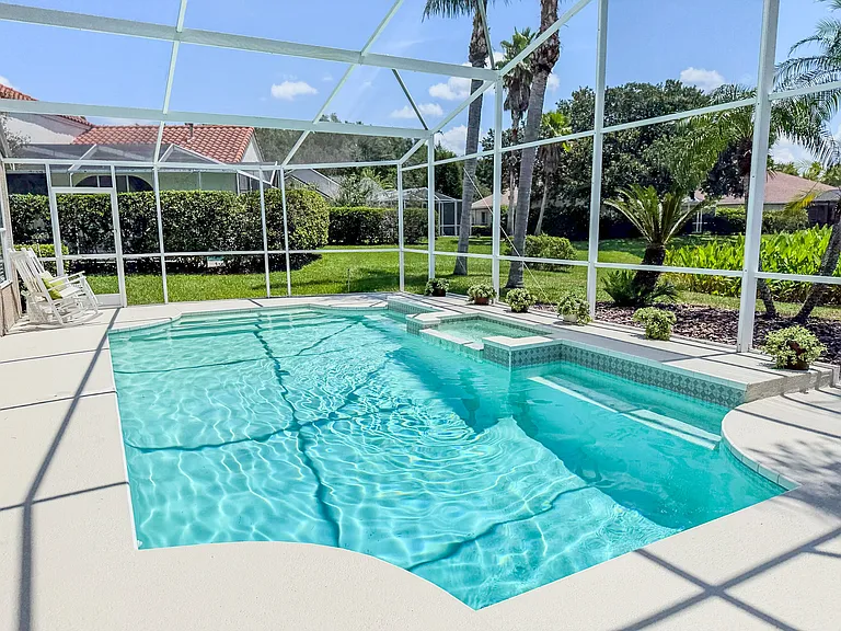 6126 Savoy Cir — Photo 24