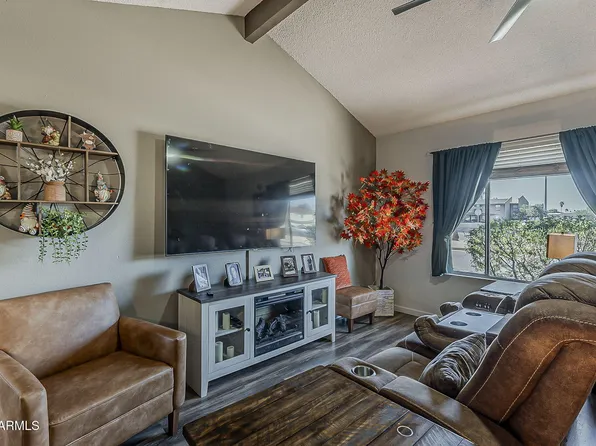 6433 E UNIVERSITY Drive, Mesa, AZ 85205