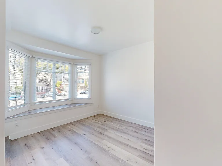 2835 Van Ness Ave #3 — Photo 8