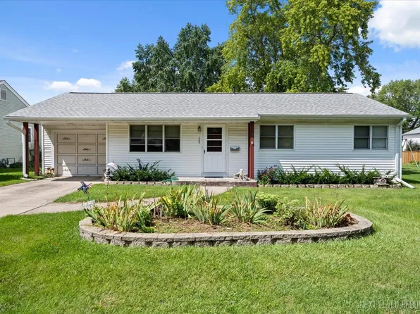 125 S Westlawn Ave, Aurora, IL 60506