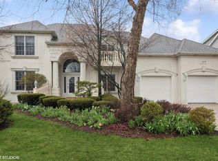 2919 Beth Ln, Naperville, IL 60564