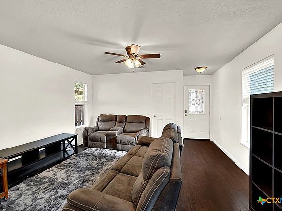 5th image of 301 Armstrong St
