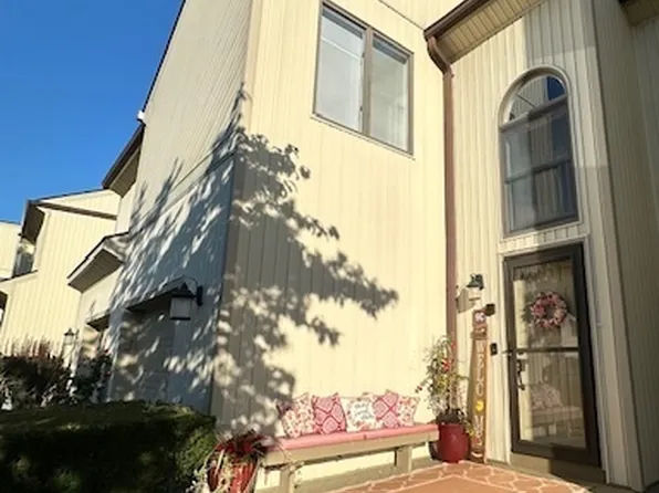 12 Spindle Hill Road #6C, Wolcott, CT 06716