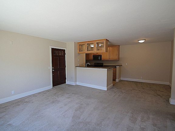 3rd image of 12730 Laurel St Unit 306