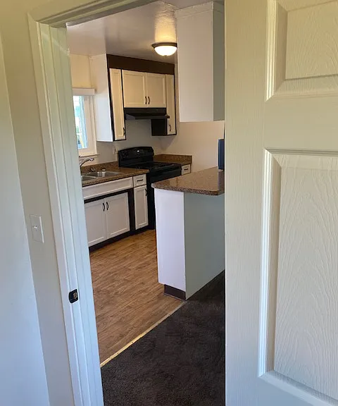 1357 Capitola Rd — Photo 10