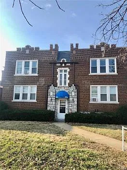 3954 Dover Pl #2E