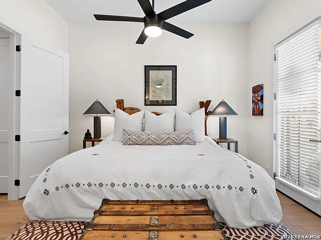 311 Refugio St #101 — Photo 20