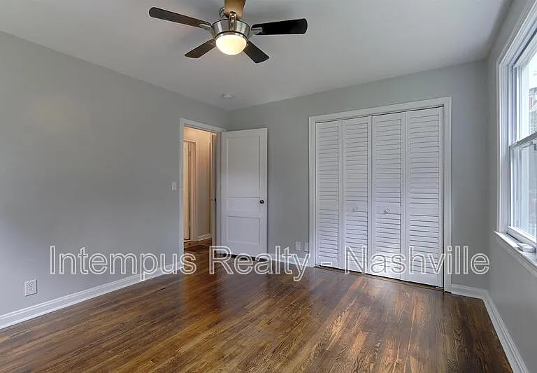 98 Oriel Ave — Photo 12