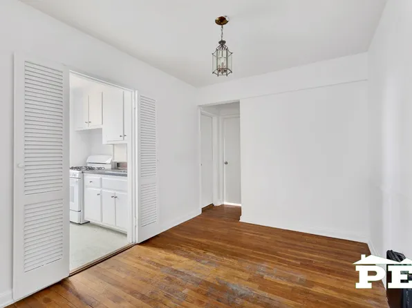 414 Elmwood Avenue image 14 of 26