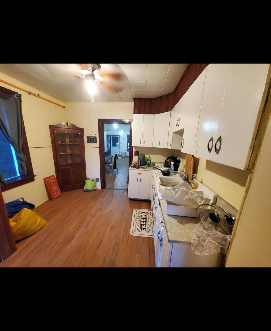 2 bed, 1224 sqft, $1,550 — Photo 2