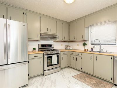 4065 Maxanne Dr NW, Kennesaw, GA, 30144