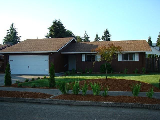 1st image of 250 Rosewood St