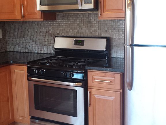 2nd image of 318 Beach 86th St #2
