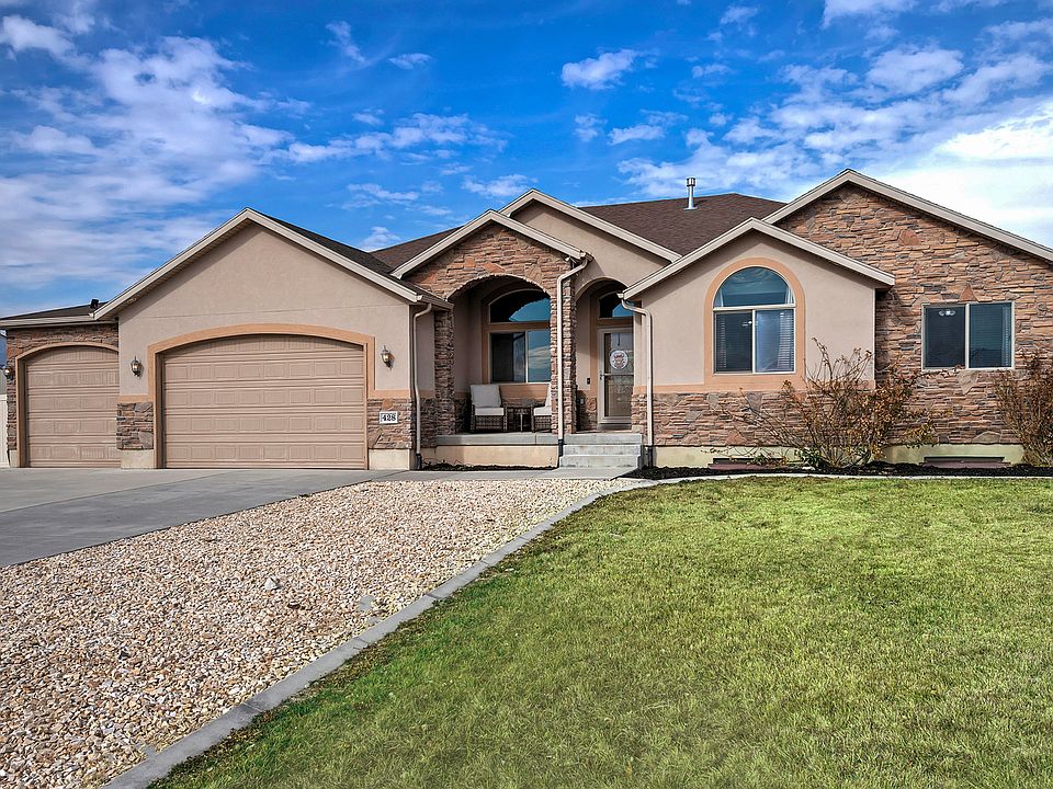 1st image of 428 S Saddle Rd