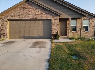 3142 Melissa River Way, Dallas, TX 75212