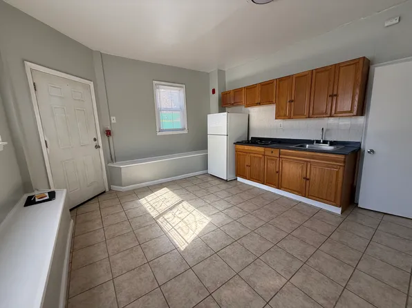 1727 Bridge St APT 1, Philadelphia, PA 19124