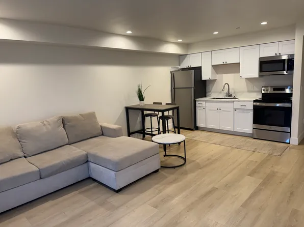 5060 72nd St #1, San Diego, CA 92115