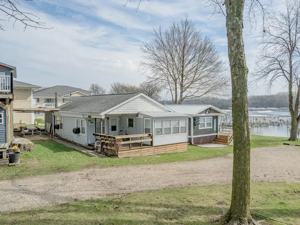 92 Rohr St #5, Arnolds Park, IA 51331