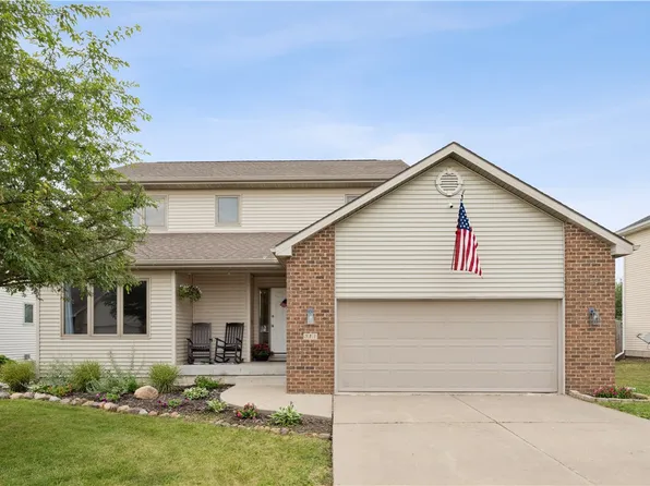 311 N 17th St, Indianola, IA 50125