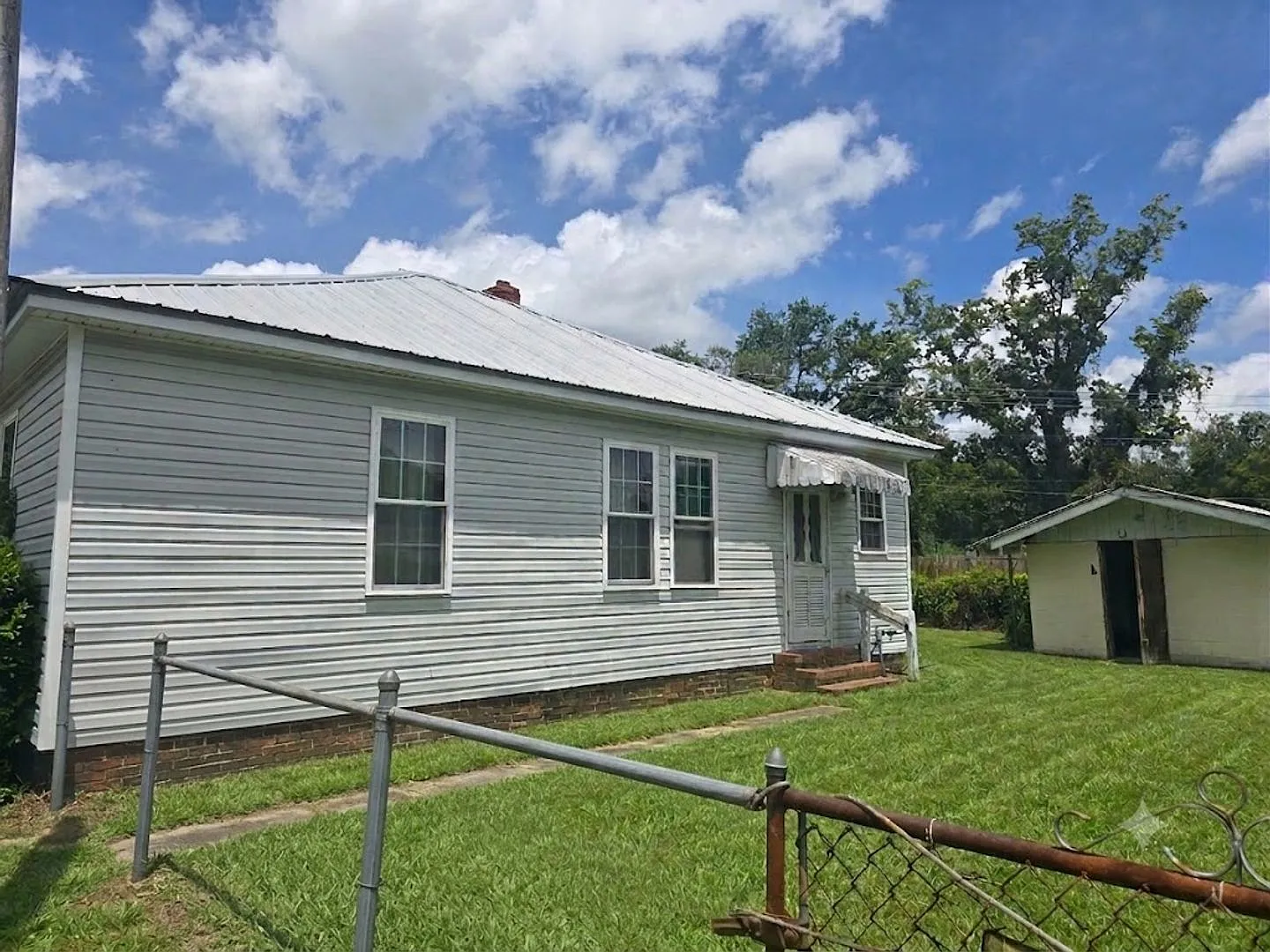 402 W 56th Street, Savannah, GA 31405 — Photo 3