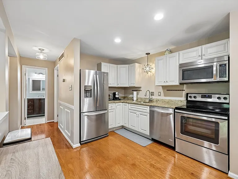 5702 Brewer House Cir #T3-12 — Photo 7