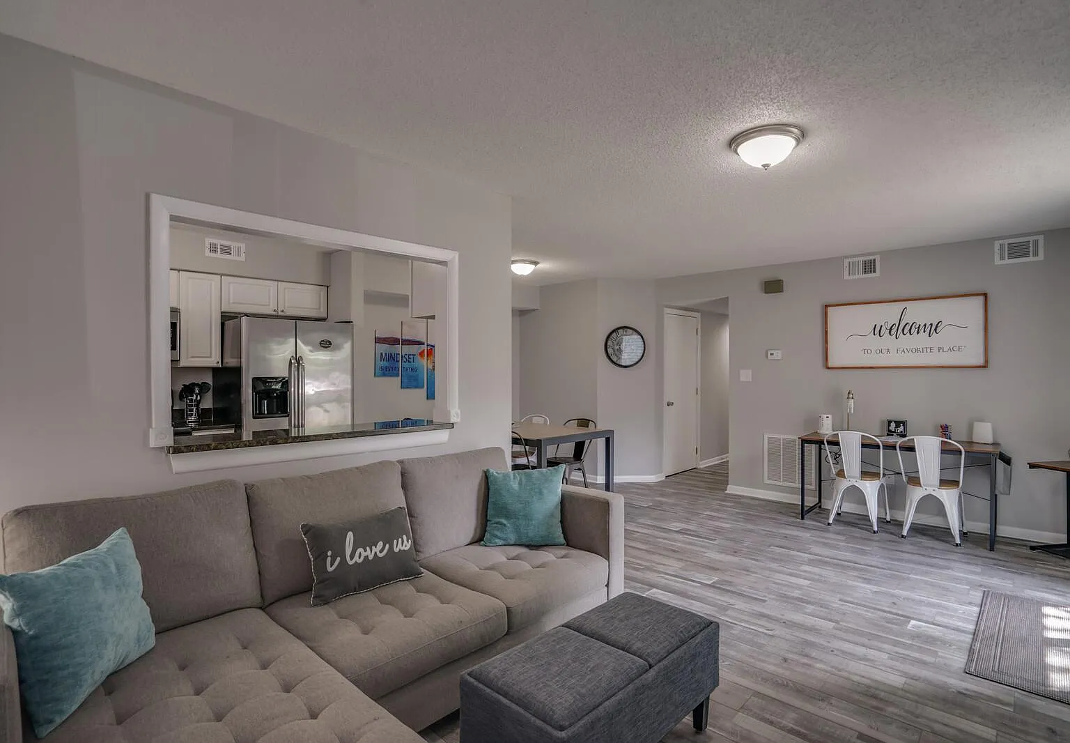 2 bed, 1010 sqft, $3,150 — Photo 1