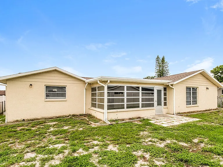 7043 Fireside Dr — Photo 16