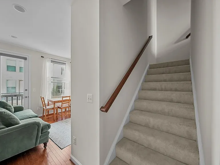 24473 Juniper Wood Ter — Photo 7