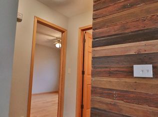 604 Perry Ln, Harrisburg, SD 57032