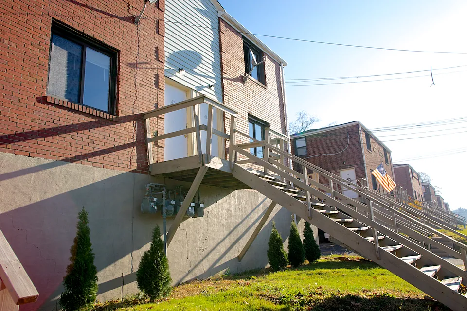 Pinetree Gardens — Photo 1