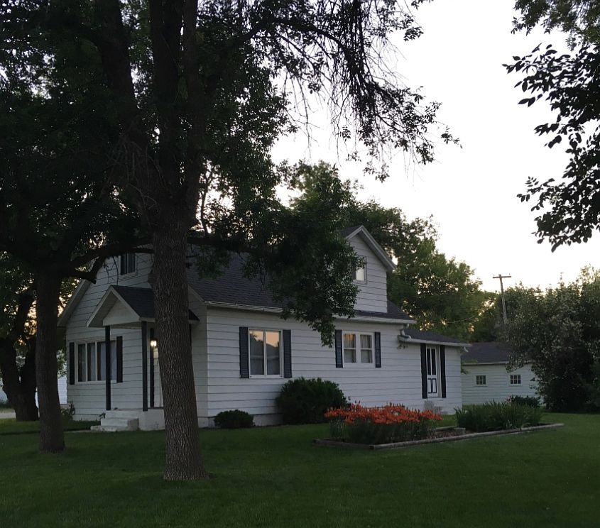 214 McLean Ave, Wilton, ND 58579 Zillow