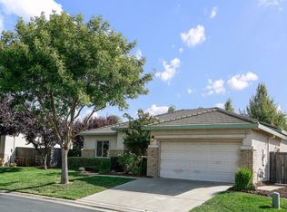 9457 Century Oaks Ln, Elk Grove, CA