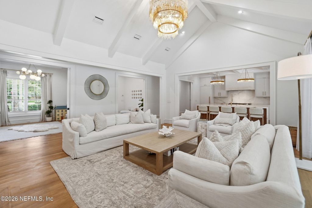 Apartment in Atlantic Beach - More