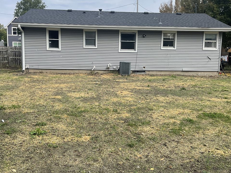 2nd image of 453 E Granger Ave