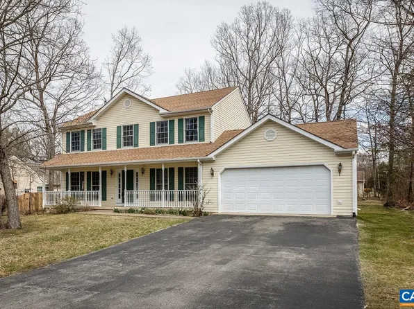 170 Ceocia Ln, Stuarts Draft, VA 24477