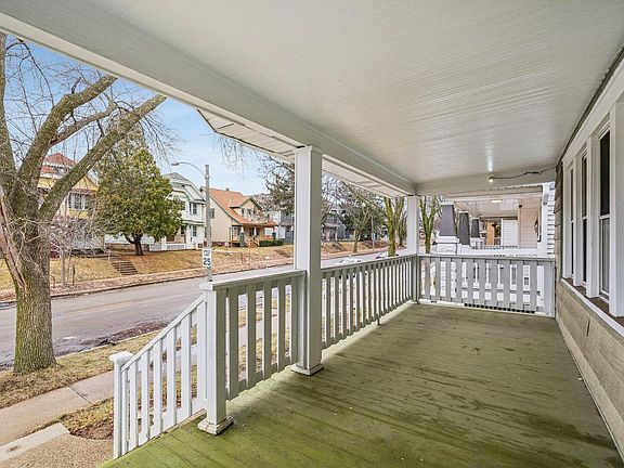 3rd image of 2571 N 51St STREET