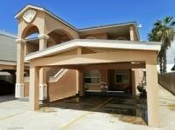 109 E Bahama St #1, South Padre Island, TX 78597