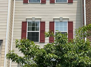 13114 Englishwood Ln #1, Fairfax, VA 22033