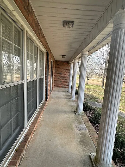 Building Photo - 24208 Shipley Hollow Rd