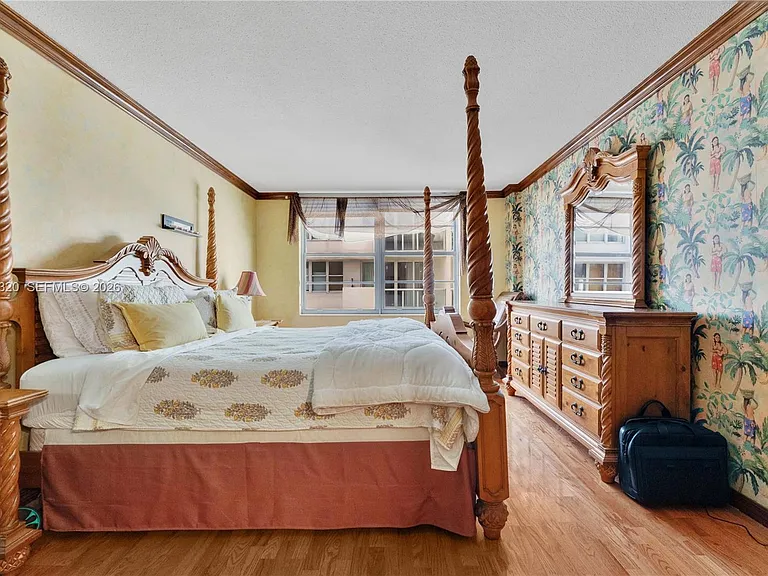 5555 Collins Ave #5B — Photo 13