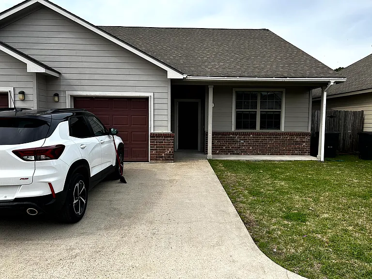 21447 W Wallis Dr #A — Photo 1