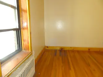 Rented by Rennit Inc.