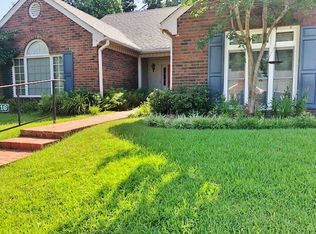 116 Woodland Ridge Dr, McComb, MS 39648