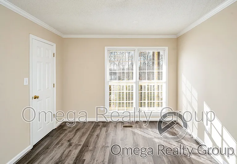 7504 Carrolwood Way — Photo 33