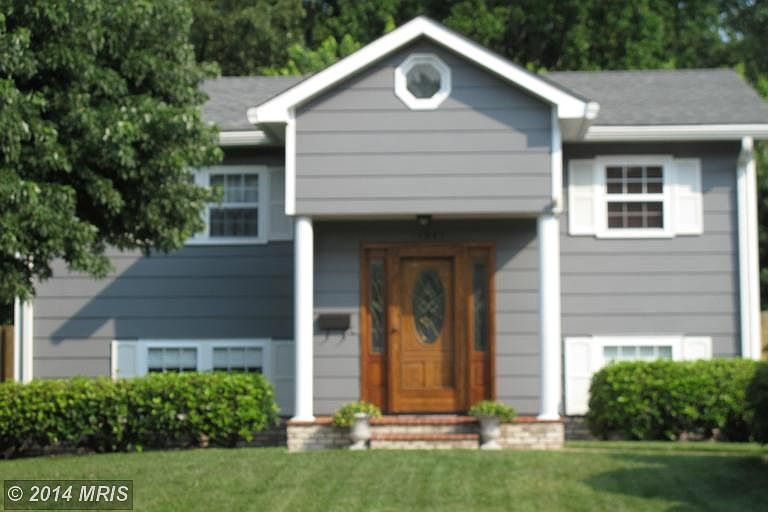 1st image of 14307 Fairview Ln
