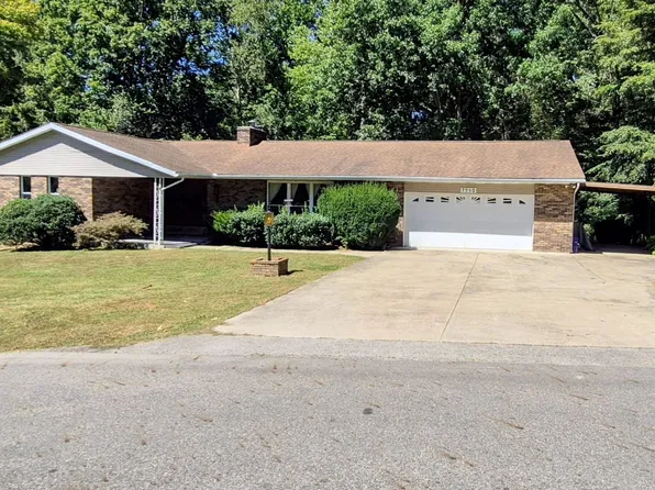 7930 Rolling Hills Dr, Athens, OH 45701