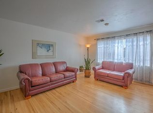 1028 Arizona St SE, Albuquerque, NM 87108