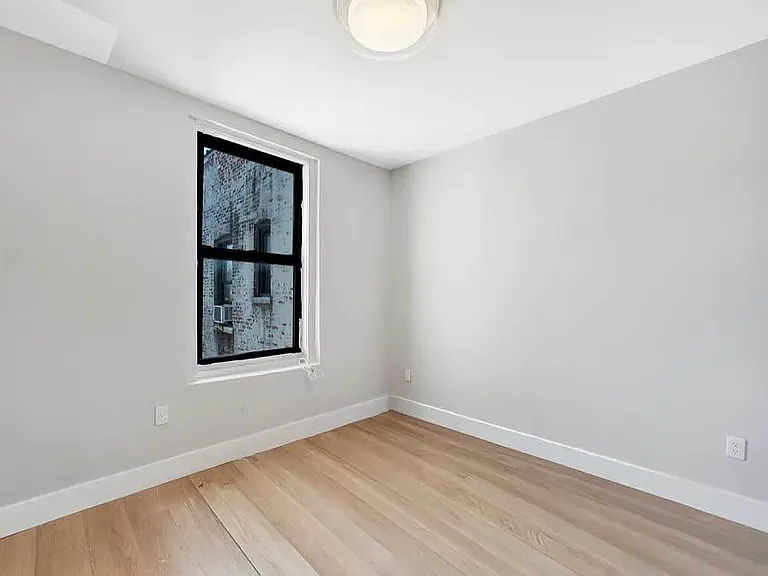 545 W 125th St #67 — Photo 5