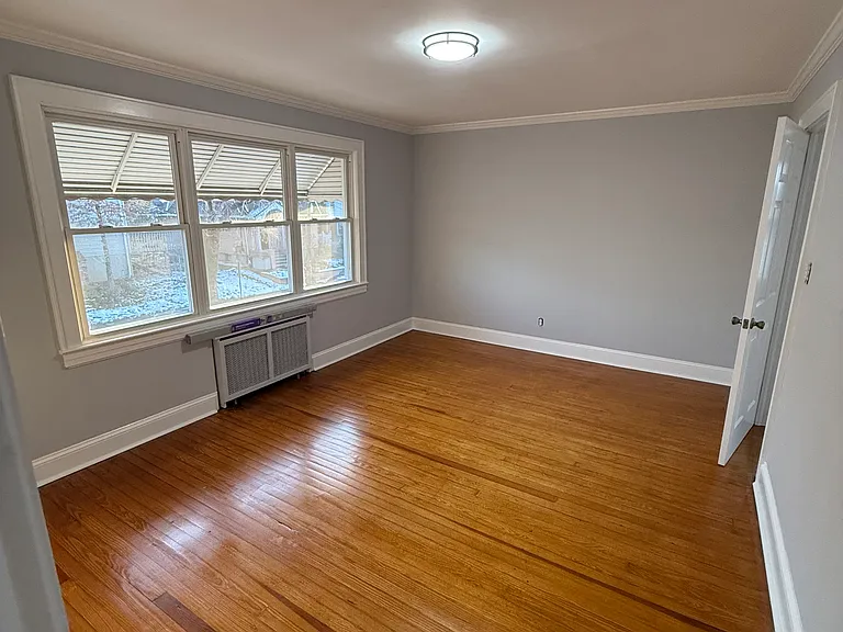 127 Union Ave #2 — Photo 9